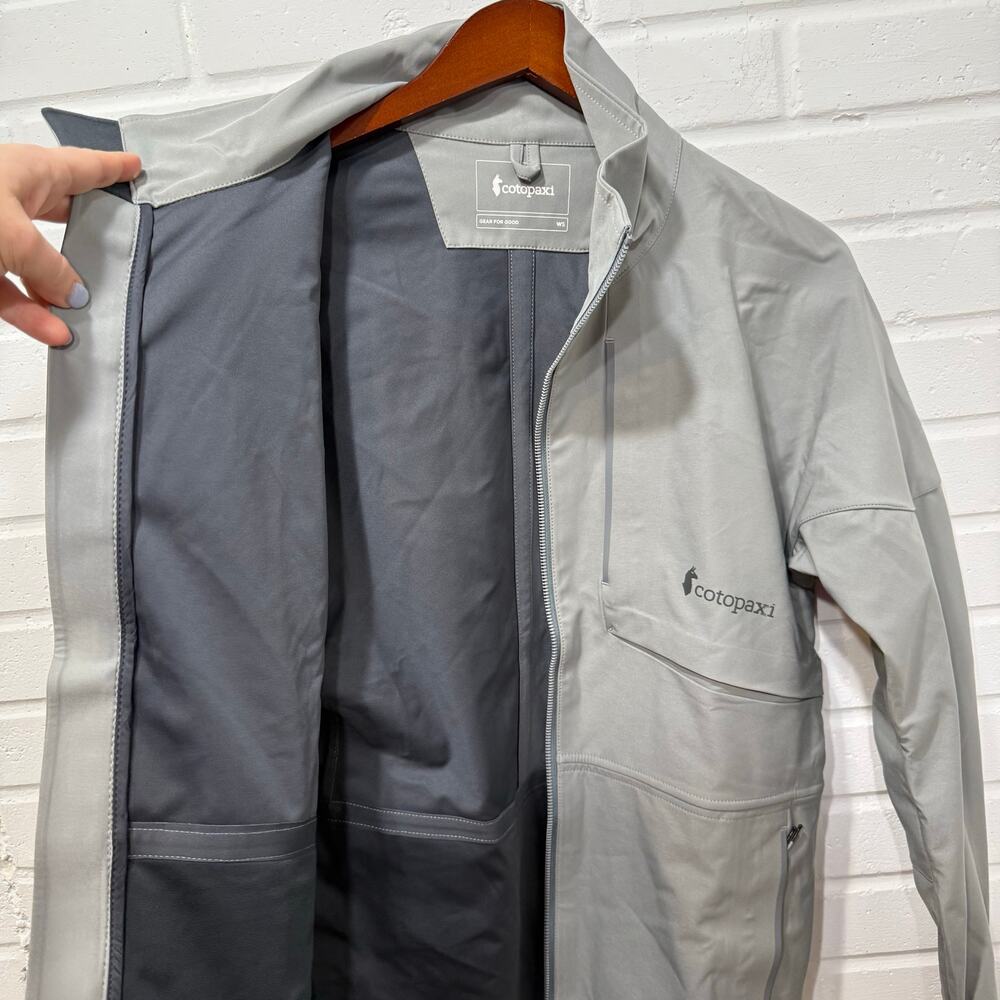 Cotopaxi NWOT Kinsa Soft Shell Jacket Gray Sz Sml Gorpcore Minimalist‎ Versatile - Picture 3 of 14